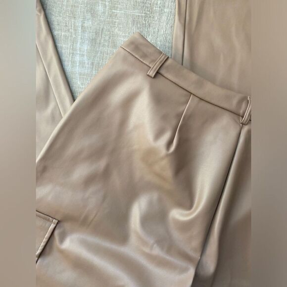 Halogen NWT Wide Leg Faux Leather Cargo Pants Womens XL Taupe Career Going Out - Picture 9 of 15